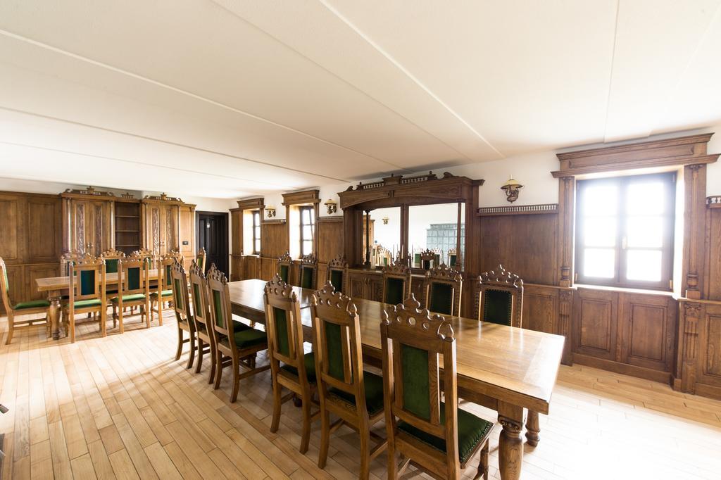 Hotel Castel Royal Mosnita Noua Экстерьер фото